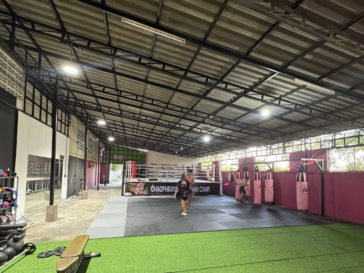 Chaopharya Muaythai Camp